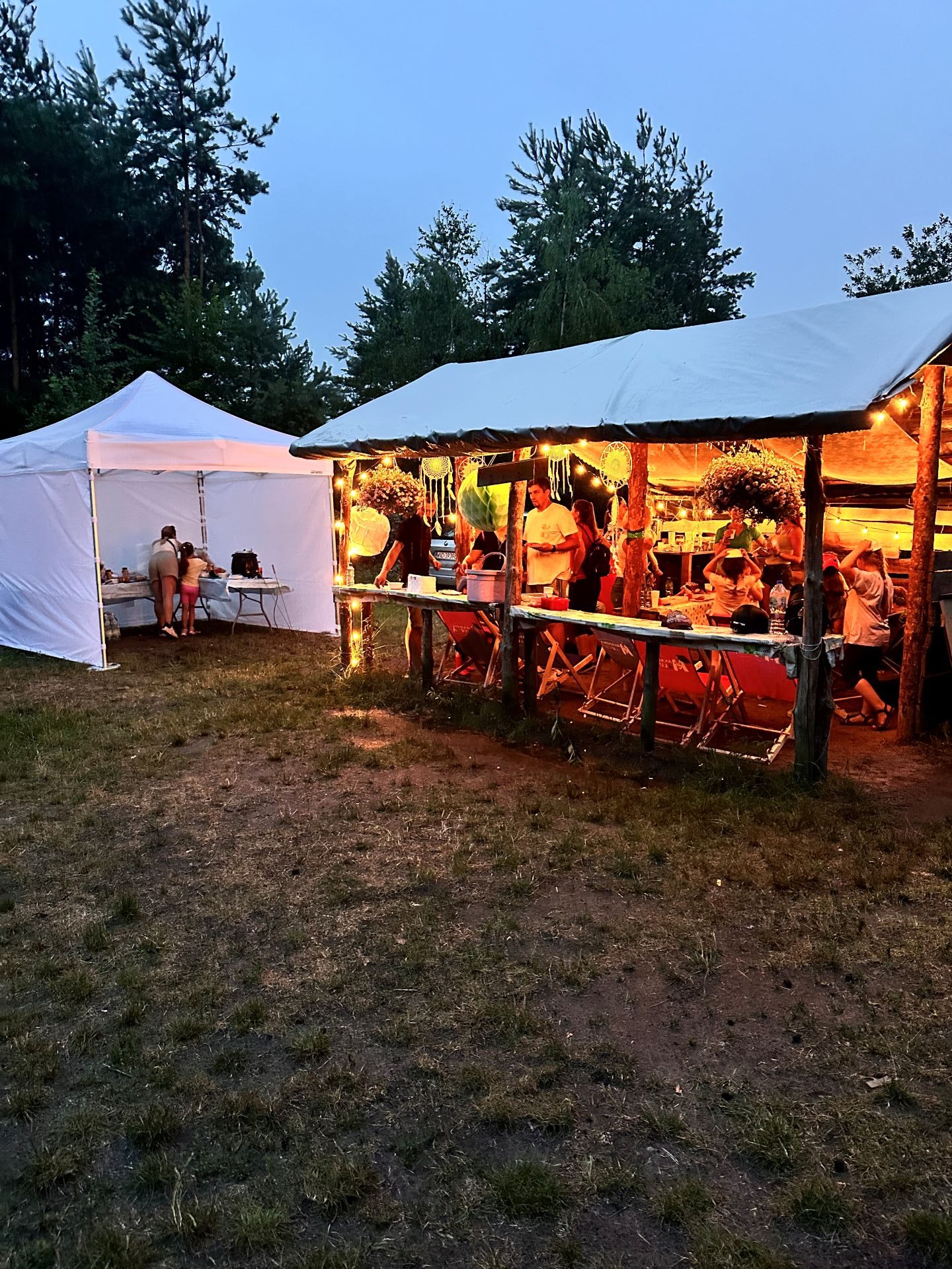 Impreza w stylu lat 80